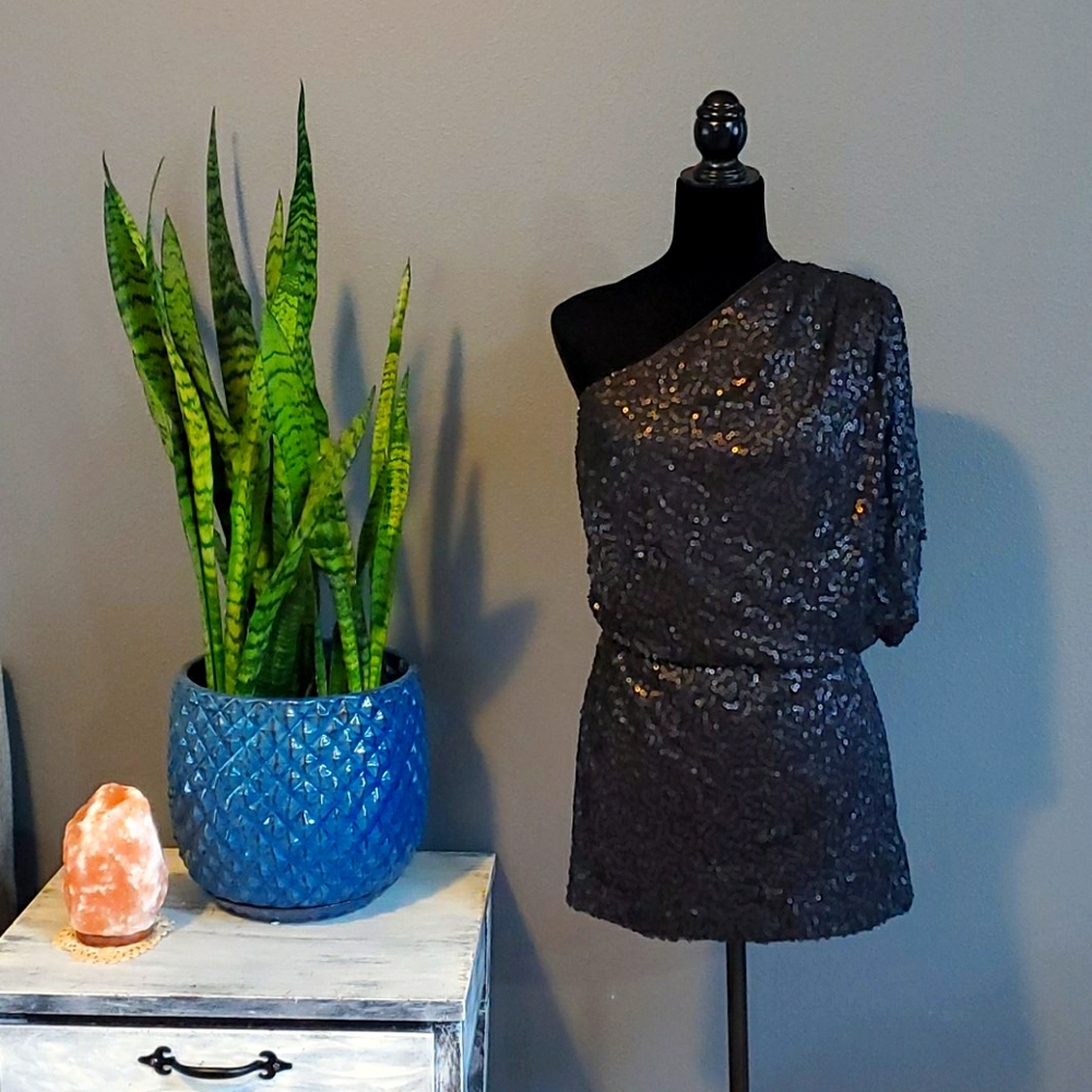 JESSICA SIMPSON Off Shoulder Sequined Dress